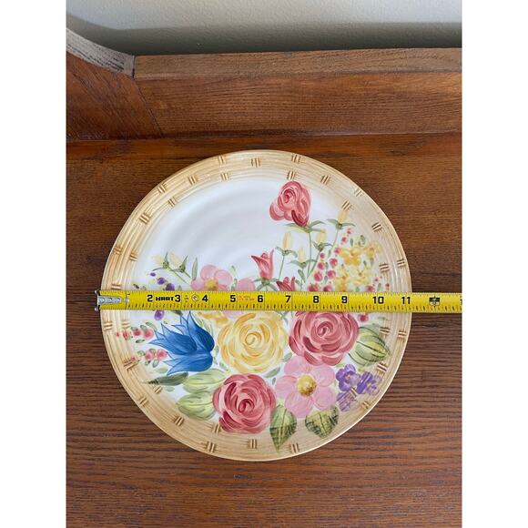 Tabletops Lifestyles Floral Basket Hand Painted Dinner Plate 11.25" - Picture 4 of 5